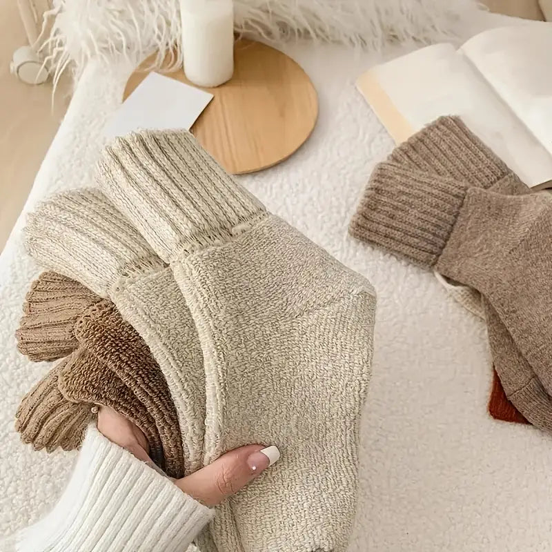 Therelle™ 5- Pack Knitted Socks
